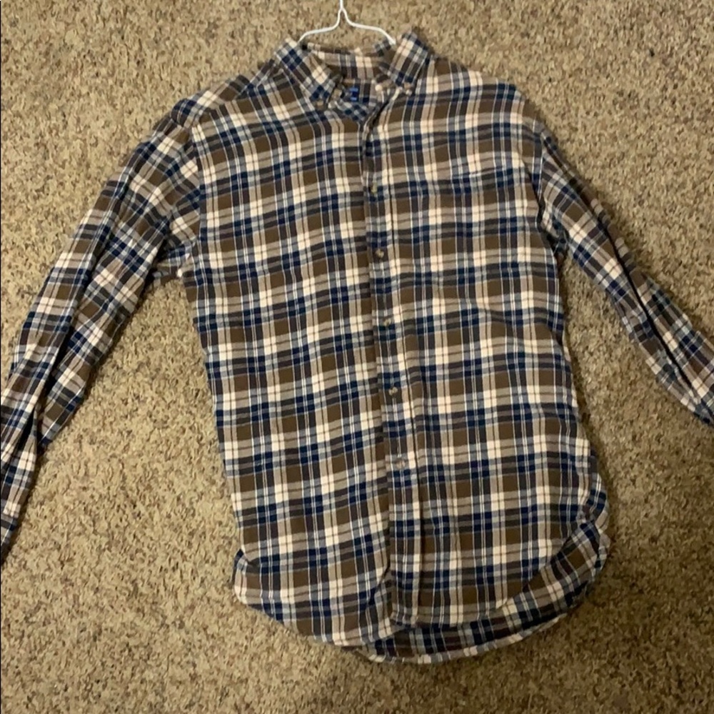 Men's flannel small. Fairly used but still great!